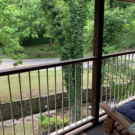 All Seasons Treehouse Village Eureka Springs Exterior photo