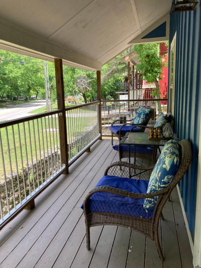 All Seasons Treehouse Village Eureka Springs Exterior photo